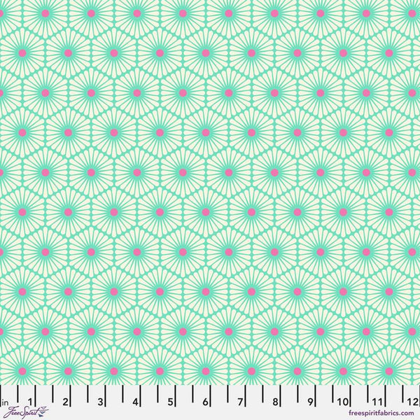 Tula Pink BESTIES - PWTP220.MEADOW Daisy Chain - Preorder October 2023